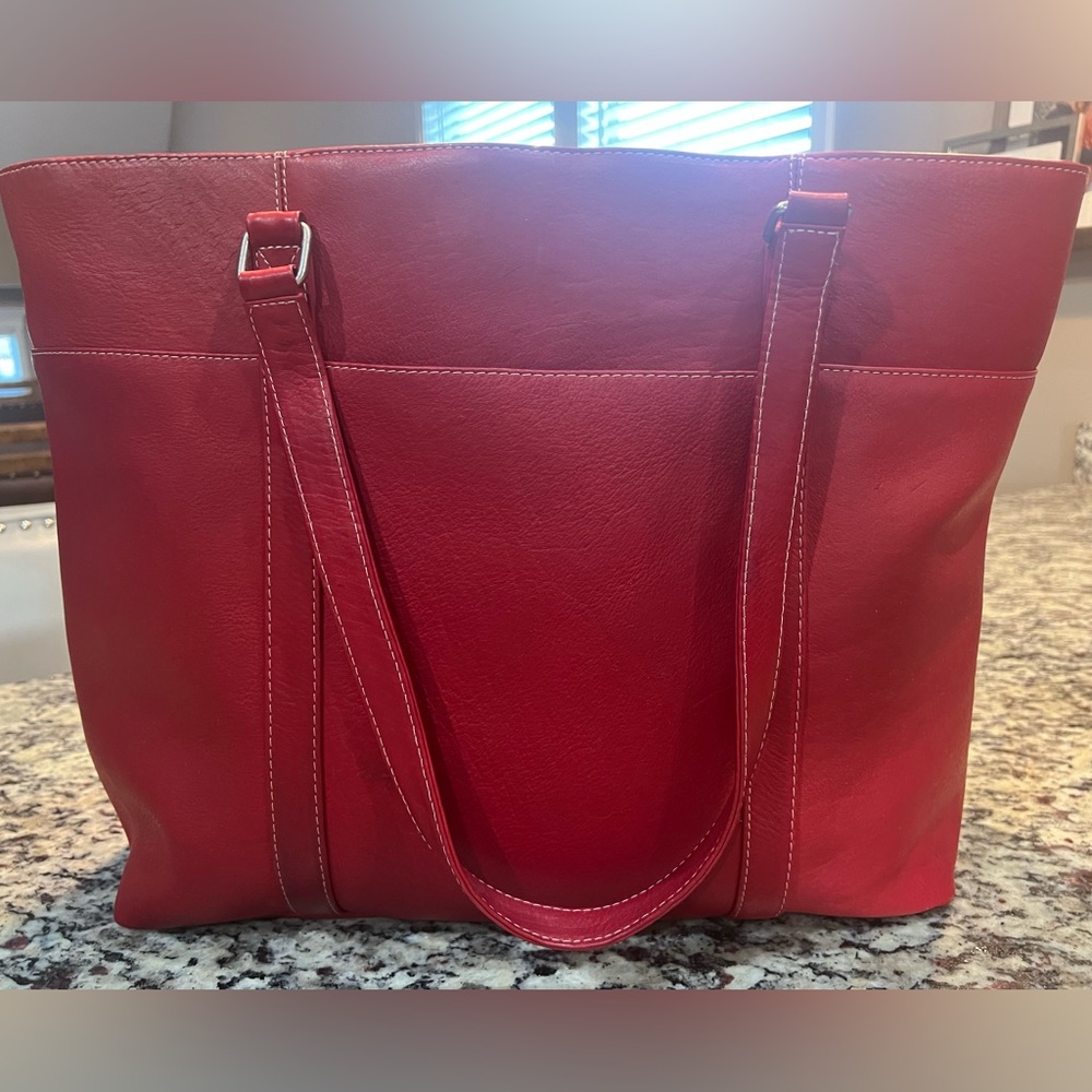 LE DONNE Red Leather Laptop Tote